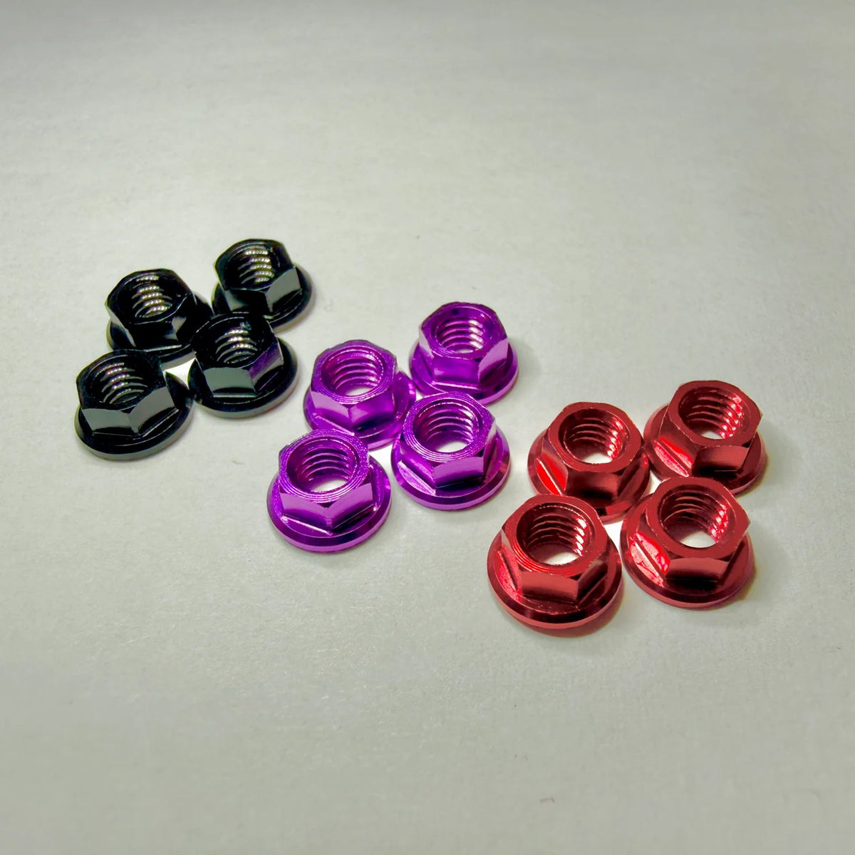 Scale Reflex 5.5mm Serrated Lightweight Aluminum Wheel Nuts