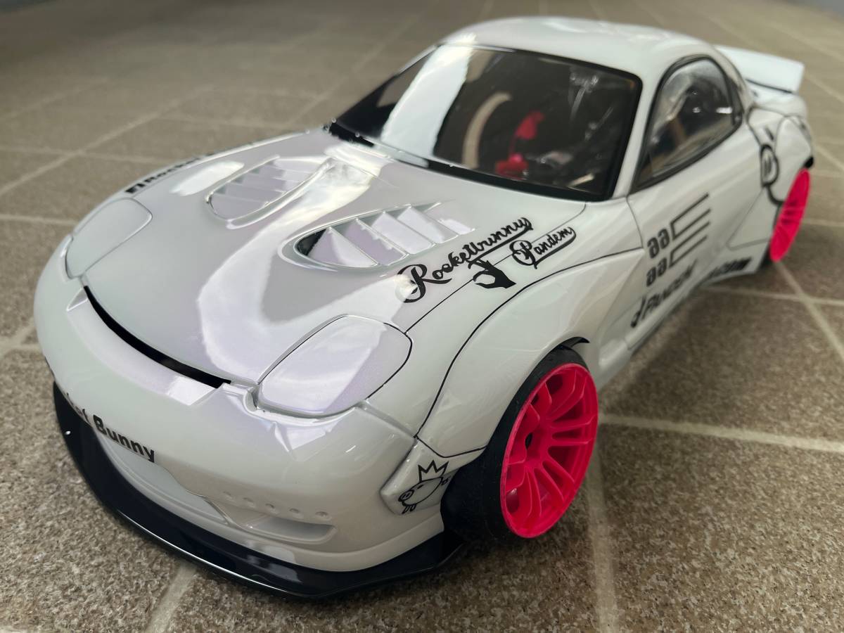 Addiction RC MAZDA RX-7 FD3S ROCKET BUNNY HB13