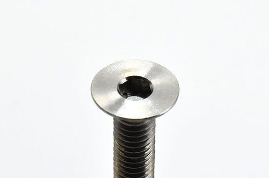 REVE D SPM TITANIUM M3×18mm FH SCREW (4pcs.) (RT-021-18)